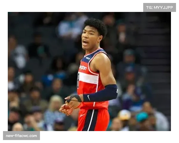 八村塁谈新赛季将强化防守责任并积极沟通展现领袖担当